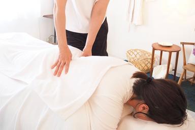 脱衣不要★もみほぐし全身整体60分　
