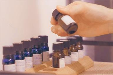 【隙間時間に】期間限定25%OFF☆アロマオイル＆リンパトリートメント60分 ／ total 90分