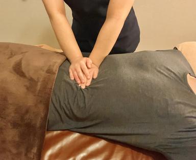 30分 腸活セラピー（お腹だけでなく、腰や脚も揉まれてスッキリ）