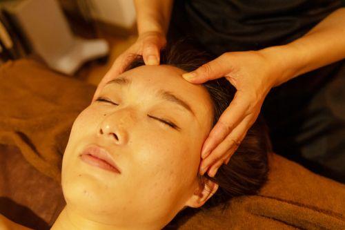 贅沢フェイシャルコース60分