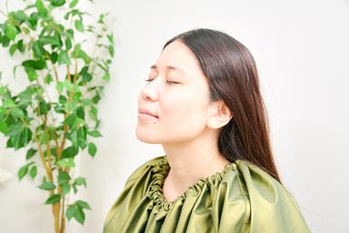 巡るお身体スッキリ集中コース～モリンガ蒸し40分＋フェイシャル60分
