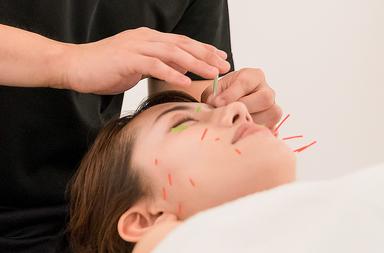 Japanese Facial Acupuncture & Facial massage – 90 min