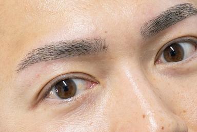 眉毛デザインWAX脱毛 