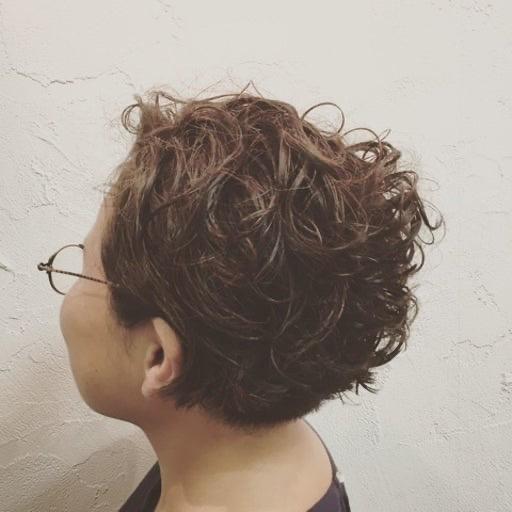 分け目・顔まわりの白髪ケアカラー