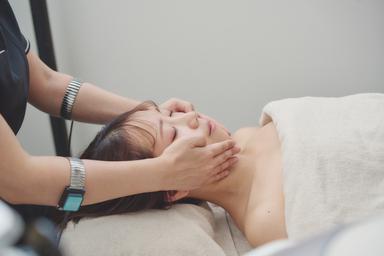 【新規限定】ヘッド×小顔★高周波が流れる手で深部小顔矯正60分(通常11,000円)