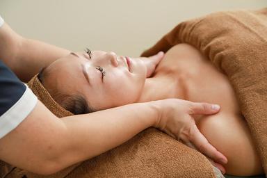 めぐり美肌すっきり小顔ケア100分