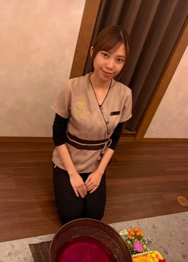 プレミアムアロマ90分(アロマ/タイ/ヘッド/フット 組合せ自由)【至福の90分】【2,000円OFF】通常価格18,700円⇒