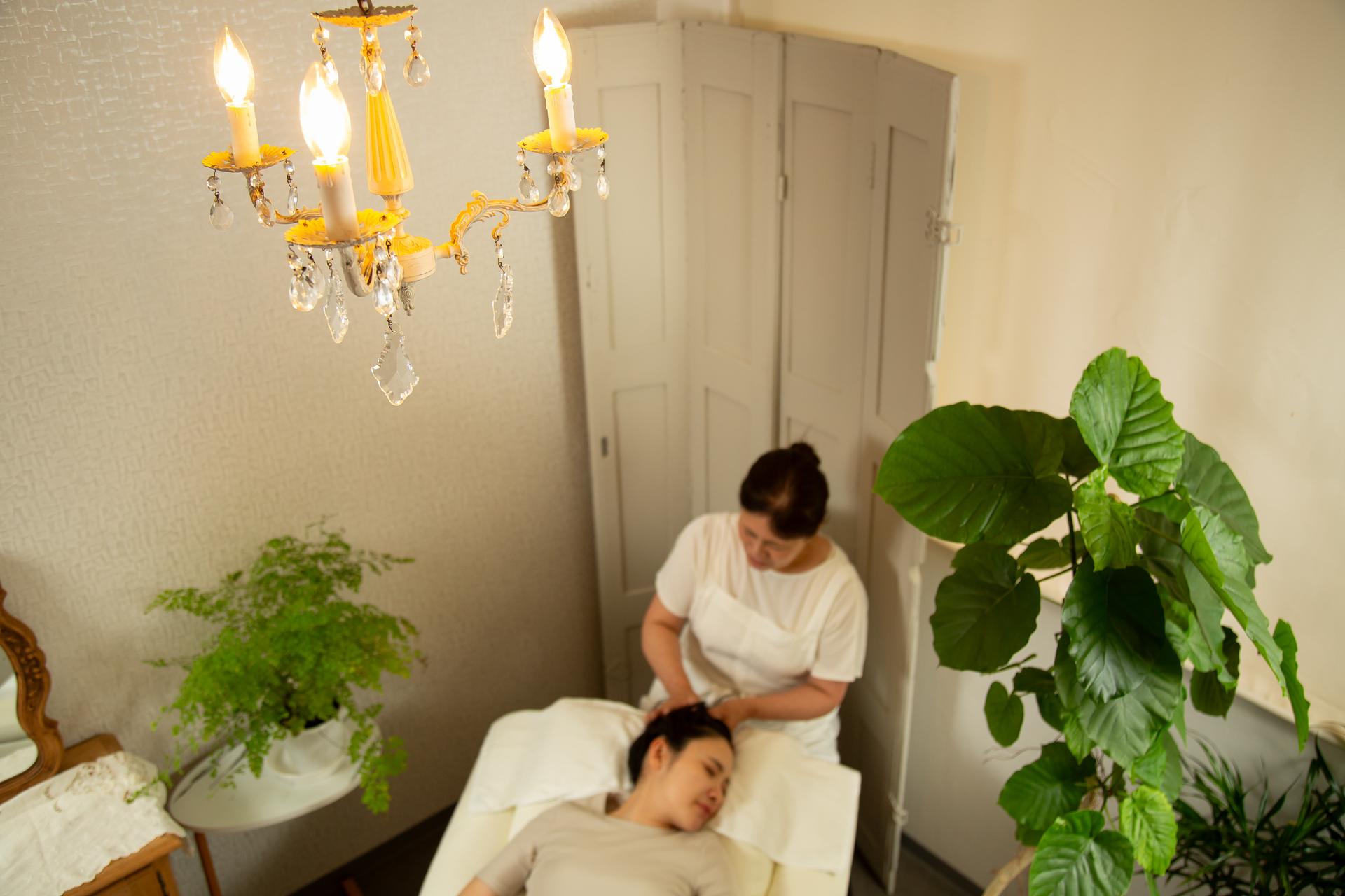 【Dry premium head spa】ドライヘッドケア(頭皮カウンセリング付) 30分