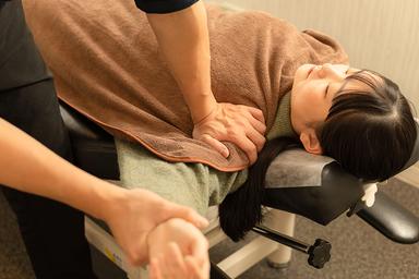 【新規限定】《全身もみほぐし☆》ボディケアマッサージ＋骨盤調整 90分 通常料金10,200円