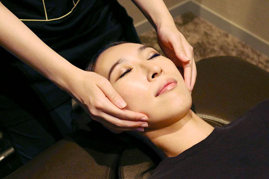 ブランシックフェイシャルトータルケア160分