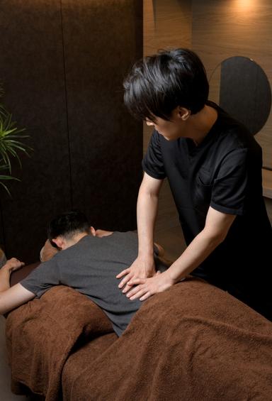 青木院長による整体・鍼 60分