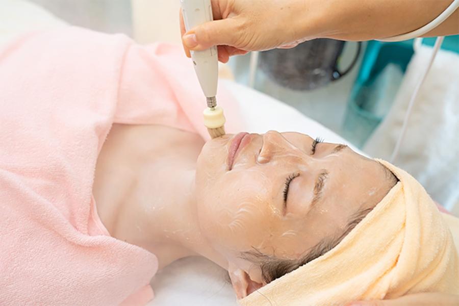 B.たるみ（初期） コース