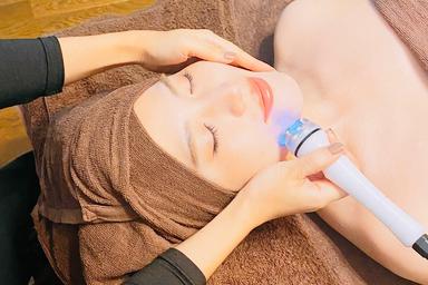 【新規】肌質改善エイジング肩首こり【ハイパーナイフフェイシャル首肩デコルテ&ハンドマッサージ＋パック】通常料金10000円