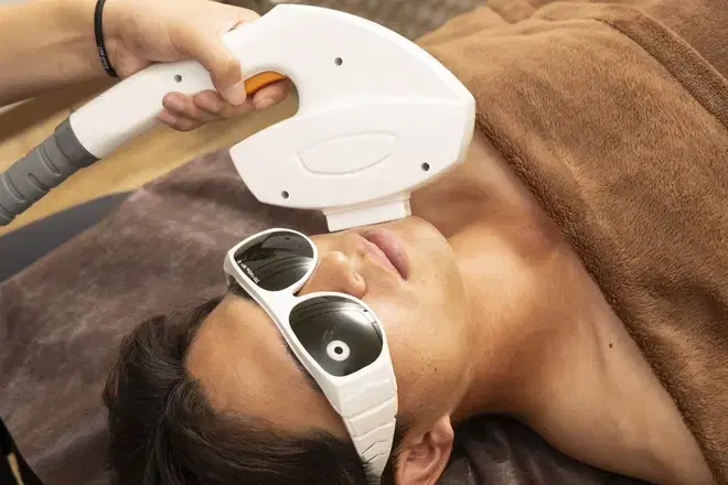 【新規/男性】《ヒゲ脱毛》 10箇所 15分 通常料金8,800円