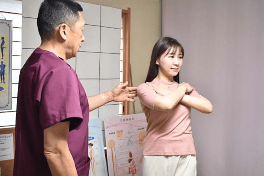 カイロプラクティック《肩首がつらい方》 60分