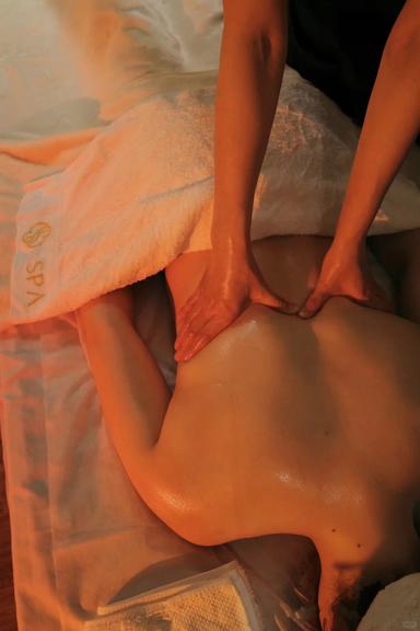 【★心身のストレスに★】全身オイルリンパケア90分