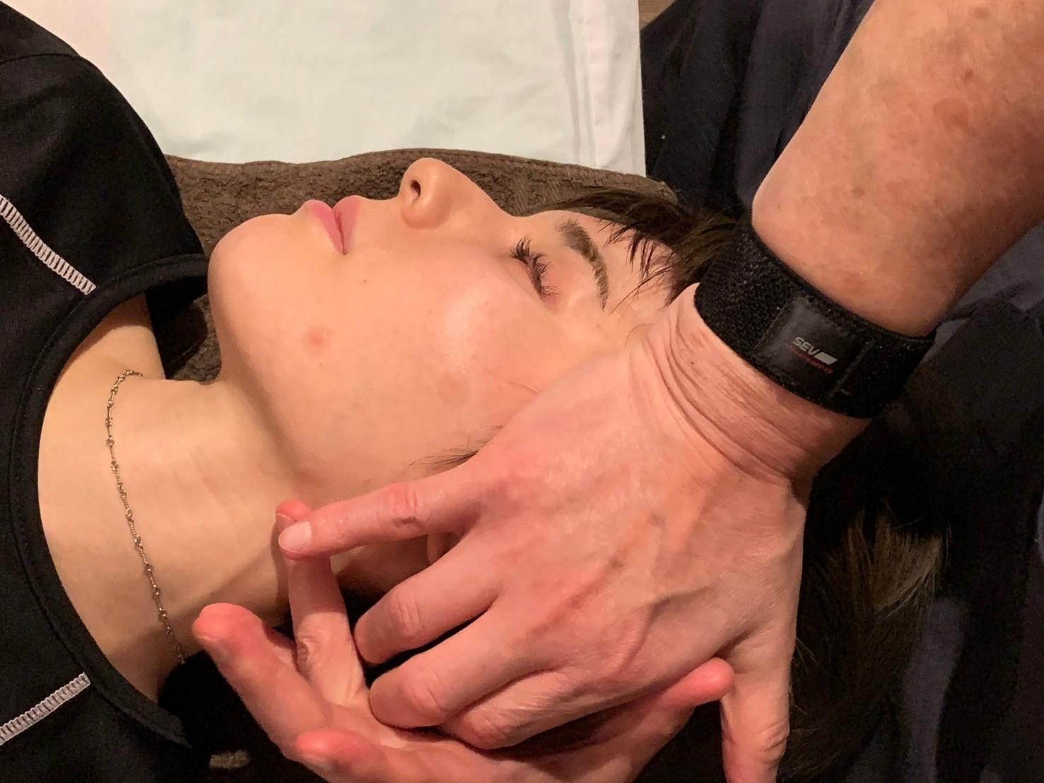 ≪全員≫肩コリや,お身体&お顔の歪みも徹底改善★整体+美顔 120分\22,000
