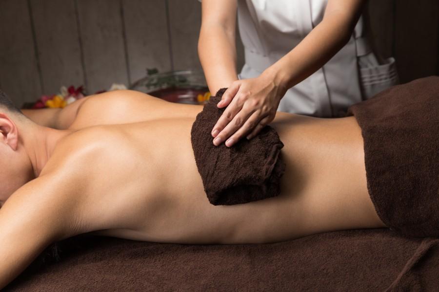 アカスリ〈クリーミー温浴変更可〉＋アロマリンパ計150分￥17480(税込み)