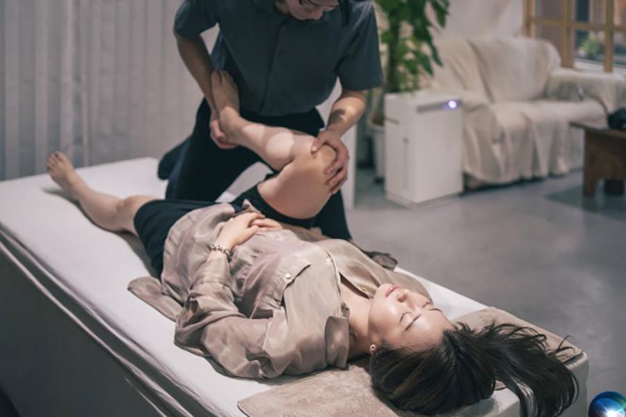フルボディマッサージ＆カイロプラクティック【90min】( Full Body Massage & Chiropractic)