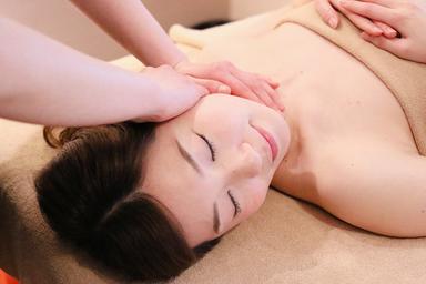 ハンドセラピス(ボディ＆フェイシャル) 80分