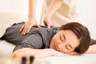 ボディケア (15 mins massage/body massage) 15分