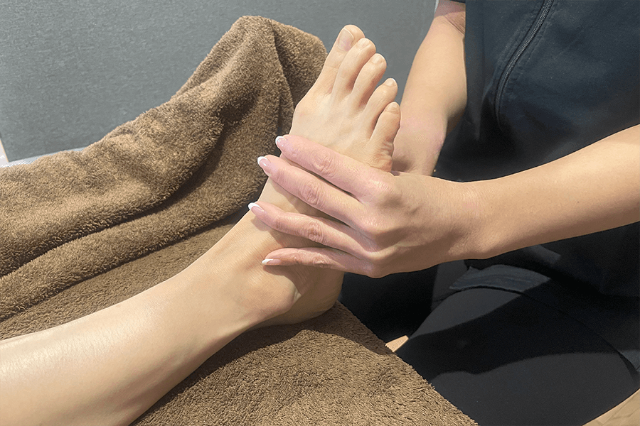足ほぐしコース 60分（FootCare 60）※着替込み（下のみ） 