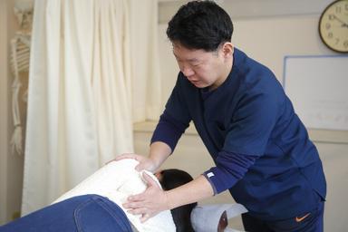 【新規】　　足首・ふくらはぎの痛み   （ボキボキしない整体＋カウンセリング ）