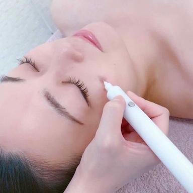 ◎【1周年記念】徹底的に本気でシミケア！シミケア＋小顔導入＋デコルテマッサージ付スペシャルコース90分通常料金16500円