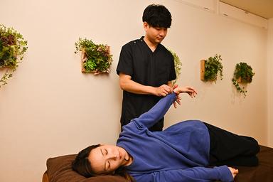 《リピート割◎》【肩こり腰痛の方】極眠全身整体shortコース70分