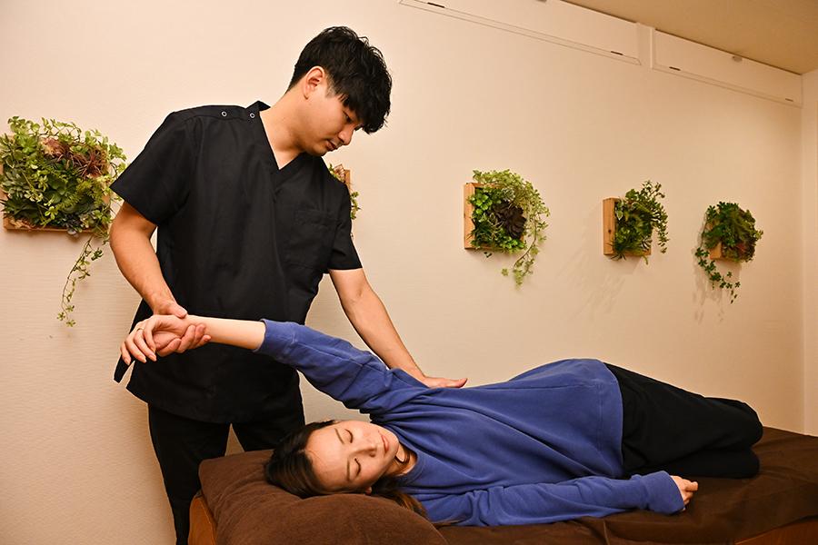 《リピート割◎》【ひどいコリ痛みに】極眠全身整体standardコース90分