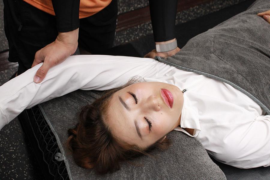 Chiropractic + stretching 60分