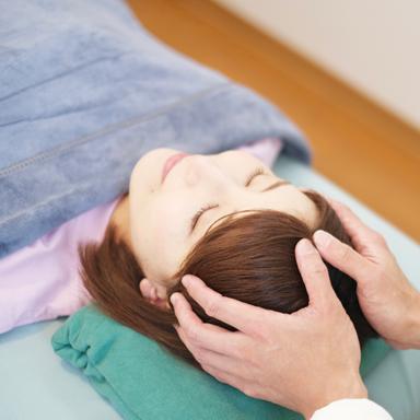 音と香りのヘッドスパ★マカロン＋紅茶付き40分