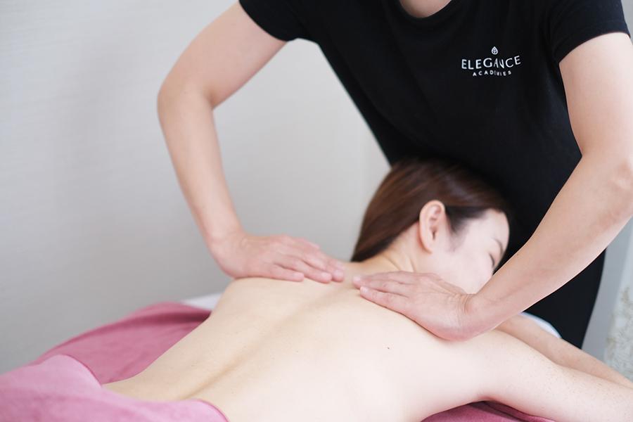 フランス式リンパドレナージュ:背中 施術15分+カウンセリング