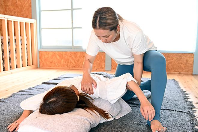 【新規限定】女性限定15時以降限定お得!!SNS投稿で骨格矯正、骨格ボディーメイク 60分 通常料金15,000円