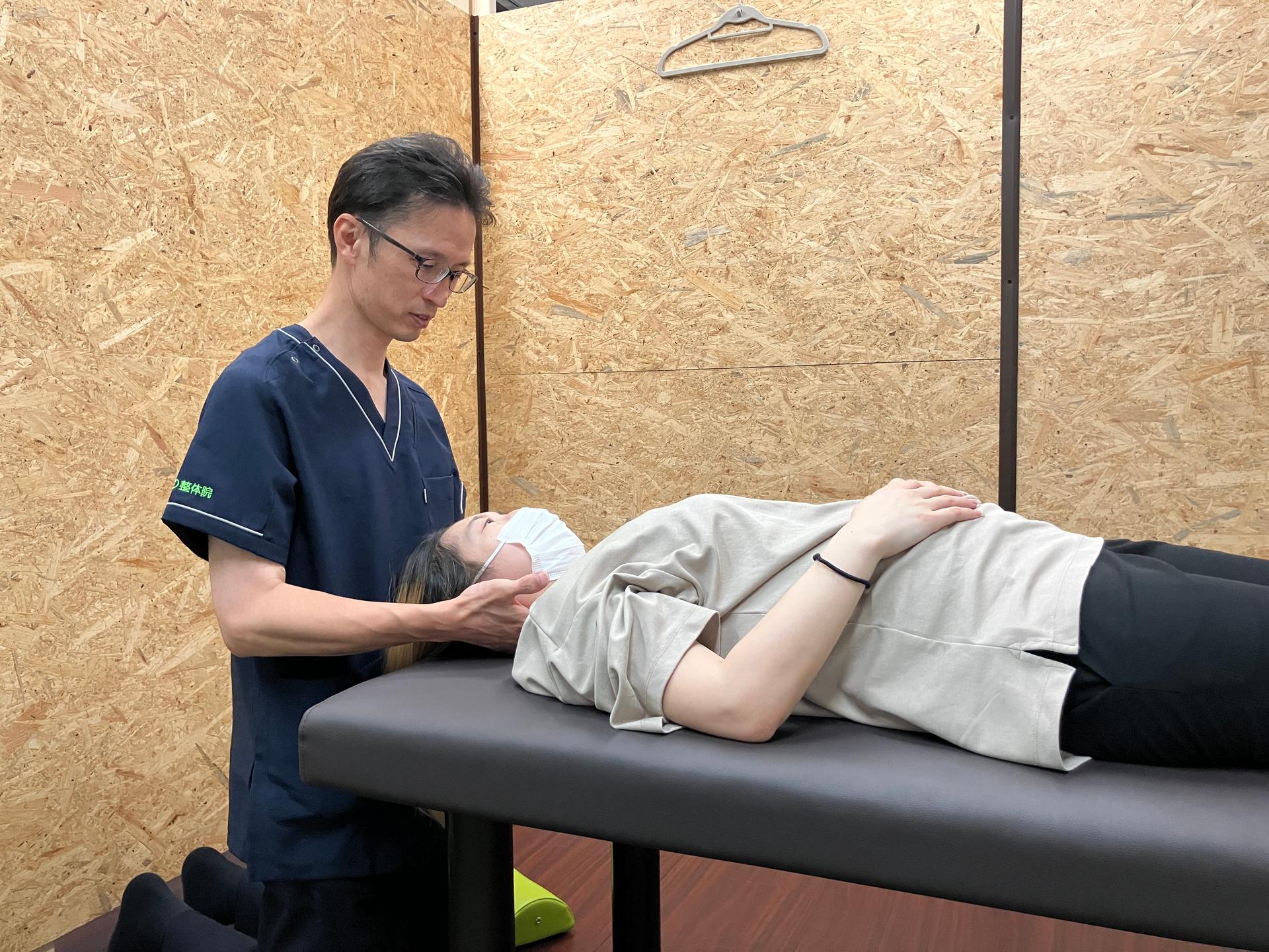 お子様同伴可◎【産後ケア/骨盤の歪みに】骨盤矯正+整体(70分)