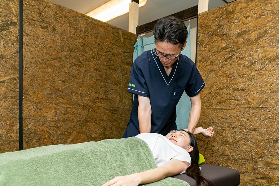 【睡眠不足/慢性疲労/頭が重い】ヘッドスパ+肩甲骨はがし(60分) 