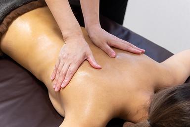 Traditional lomi lomi & ear care therapy 180分