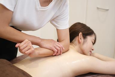 リンパマッサージ (背面+前脚+首肩) 75分