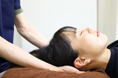 【先着5名限定!】美姿勢+小顔矯正 初回75分