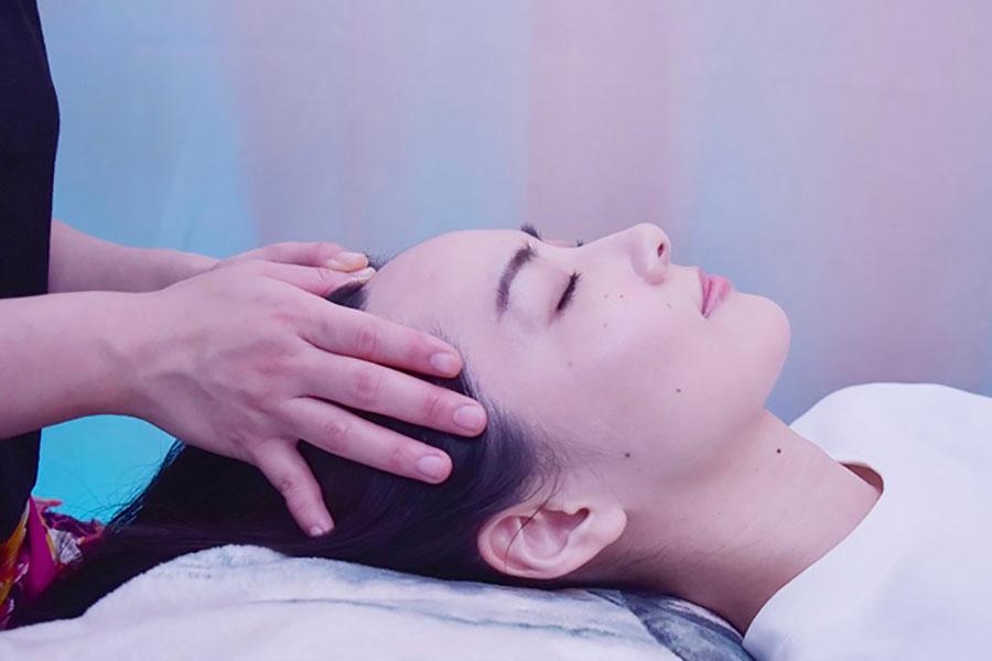 【全員OK】【眼の疲れ＆頭の重み改善】極癒ヘッドスパ 90分 通常料金10,700円