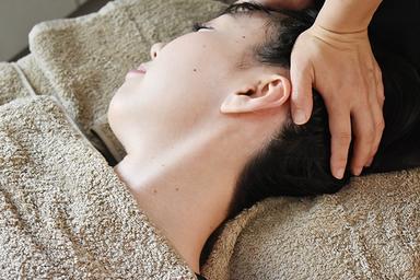 【眼精疲労、頭がだるい、頭集中】ヘッドスパ60分