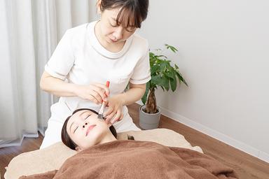 【全員OK】【毛穴レス/艶肌/赤み】今話題のララピール 70分 通常料金15,000円