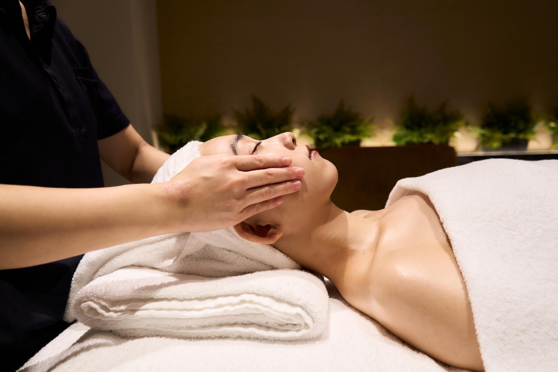 90min (BODY 60min & FACIAL 30min)