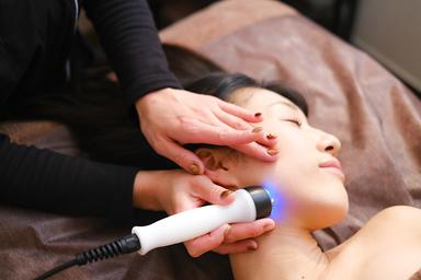 お顔周りスッキリ◎ 小顔コース 45分
