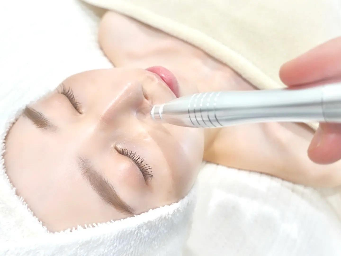 【学生限定】卒業つるん肌コース（毛穴洗浄＋水肌）60分