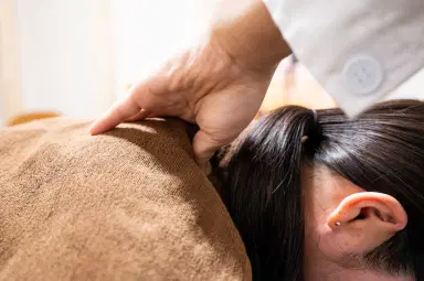 【土日祝・枠限定】鍼灸＋指圧 初回体験（60分）