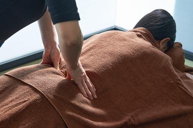 【☆12月限定☆】 もみほぐし 40分＋無料10分クリスマスプレゼント 合計50分♪　通常料金5,500円が↓