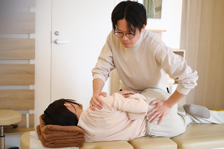 【新規限定】長く続く体のだるさ、疲れが取れない方へ背骨矯正コース60分 通常料金8,800円