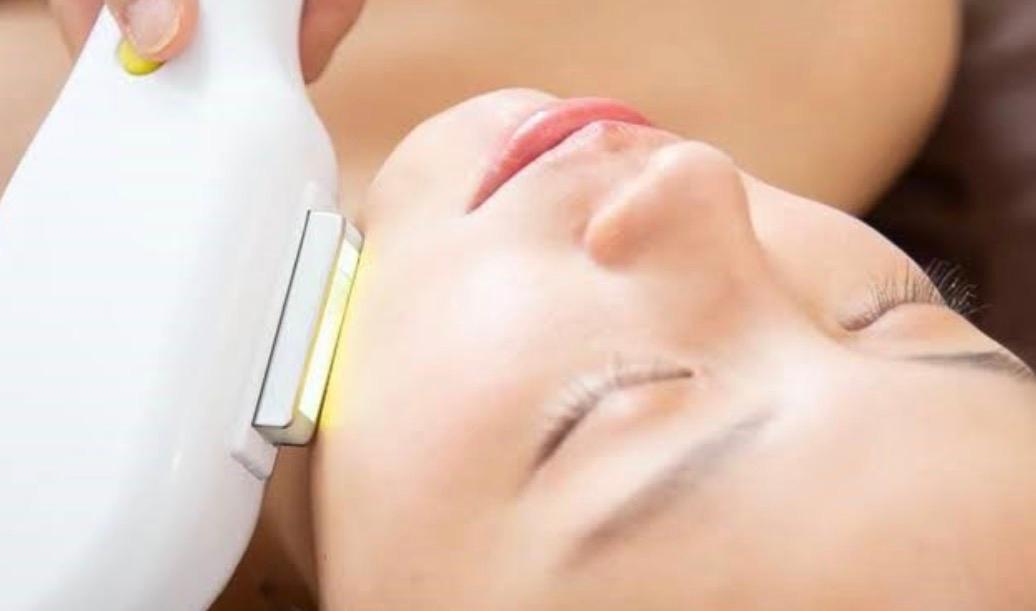 【新規限定】光フェイシャル （くすみ・赤み・毛穴・ニキビ跡）90分 