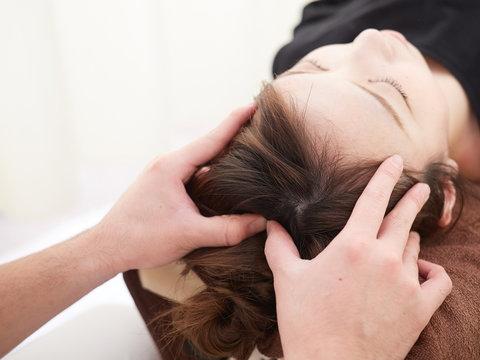 【新規限定】頭痛や眼精疲労◎《根本改善ヘッドケア》60分   通常料金7,700円